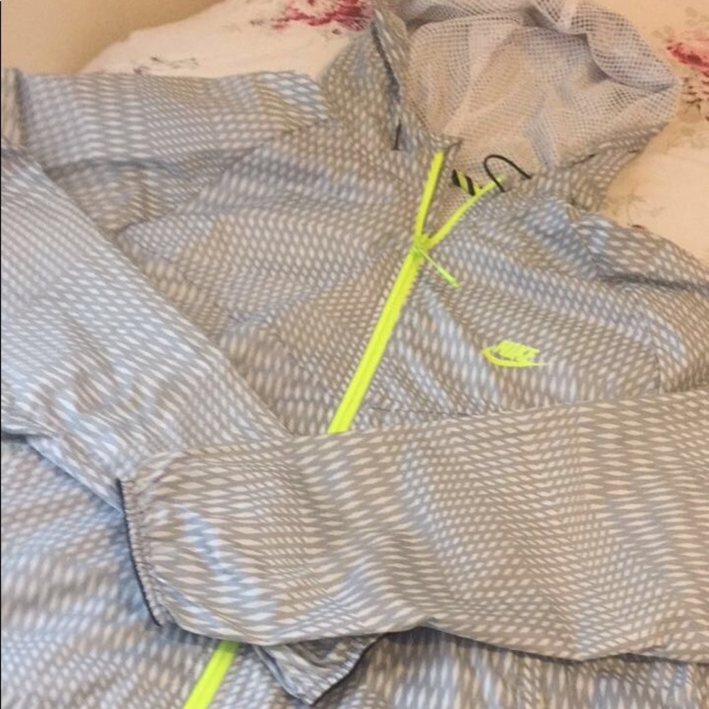 ❌❌❌Nike Windbreaker sold❌❌❌